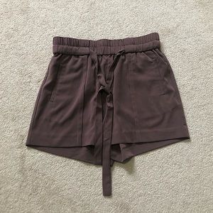 CLEAROUT: Dynamite Paperbag Shorts